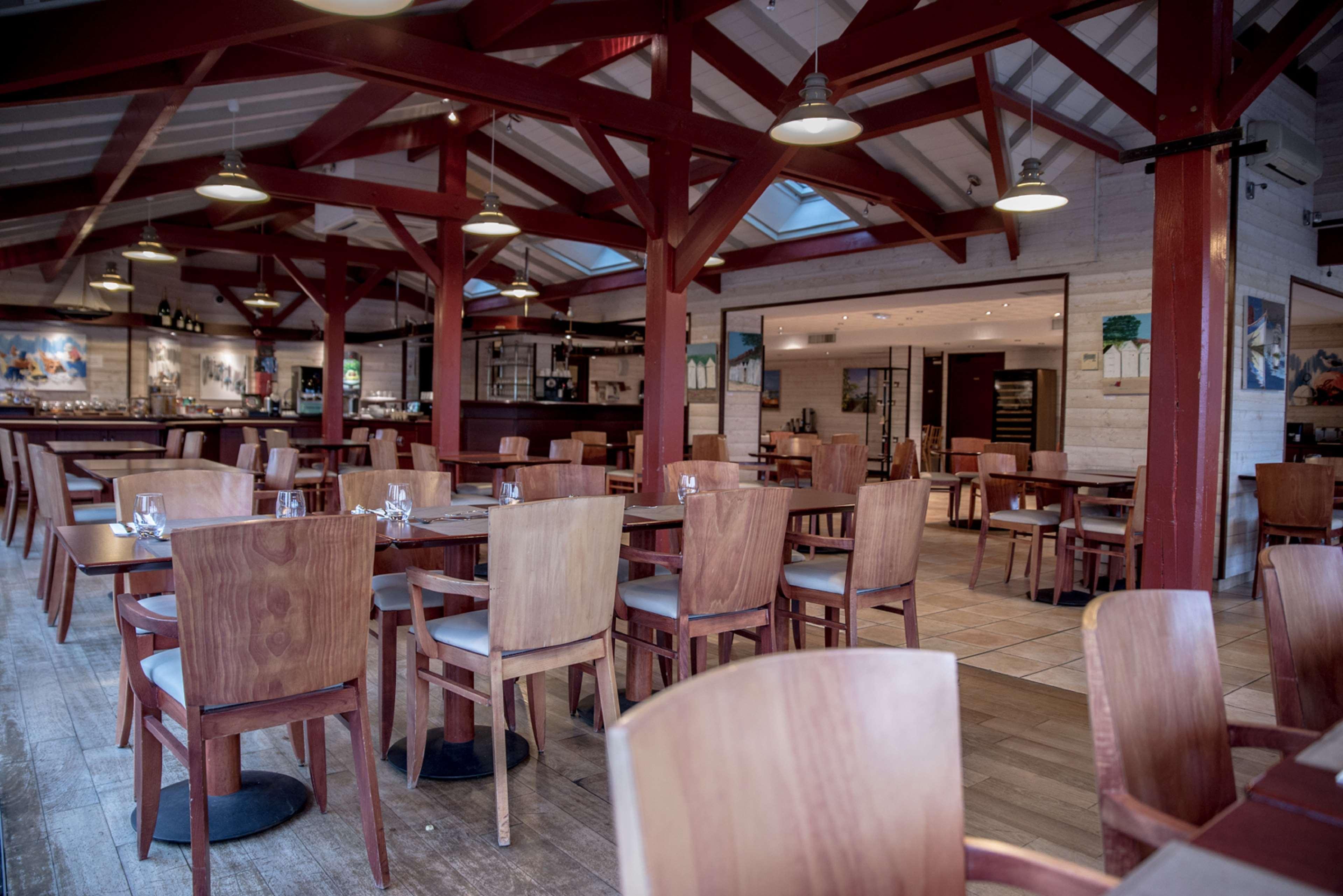 Kyriad Saint-Malo Dinard La Richardais Exterior photo